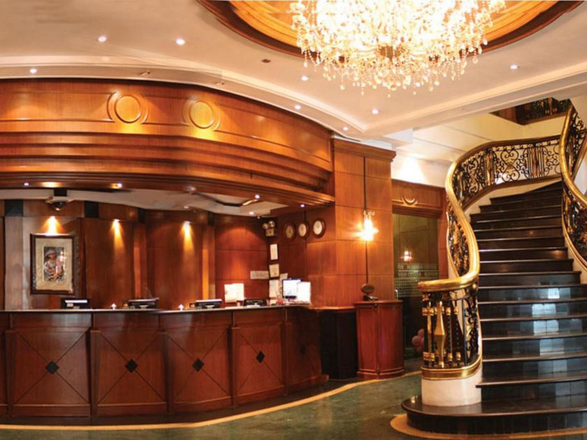 Citystate Tower Hotel Manila Exterior photo