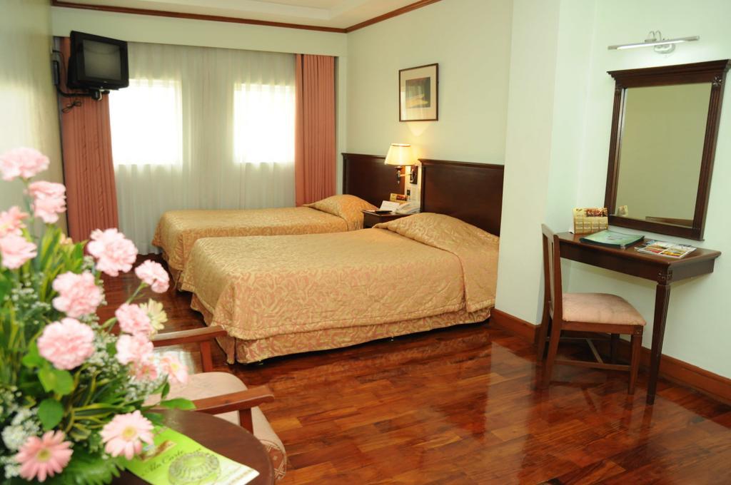 Citystate Tower Hotel Manila Room photo